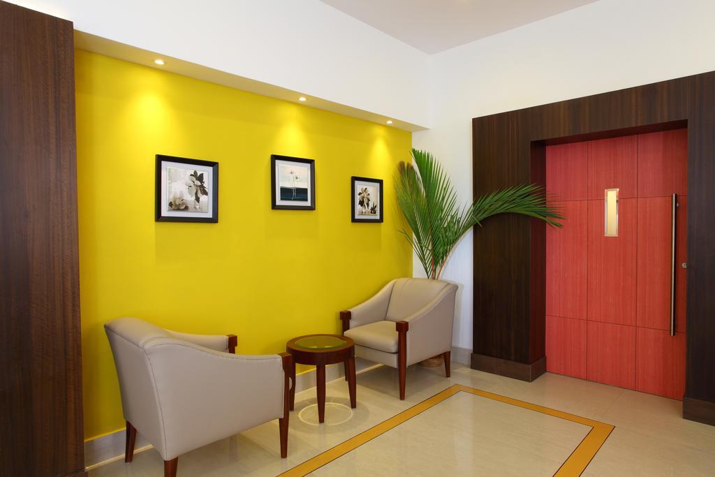 Hotel Luciya Palace Thrissur Ngoại thất bức ảnh
