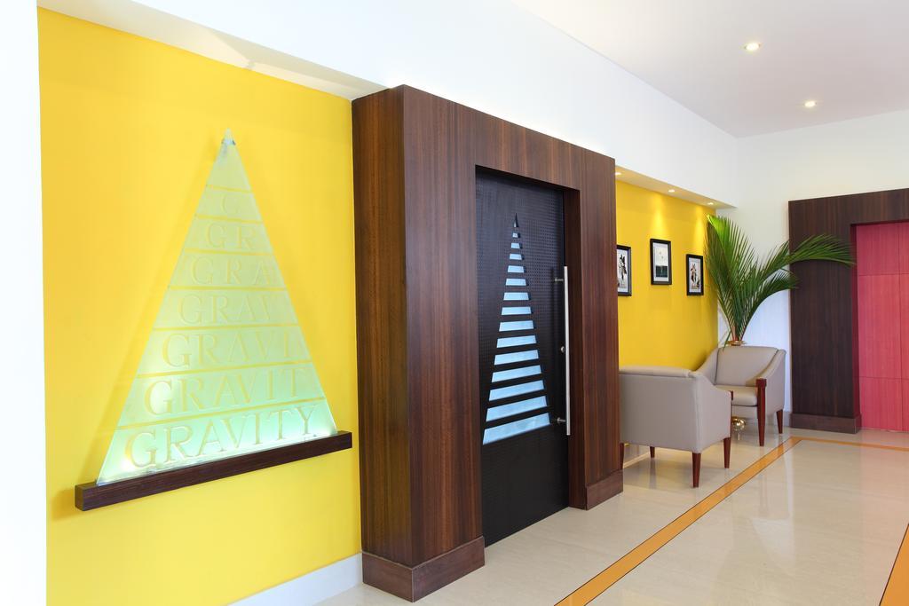 Hotel Luciya Palace Thrissur Ngoại thất bức ảnh