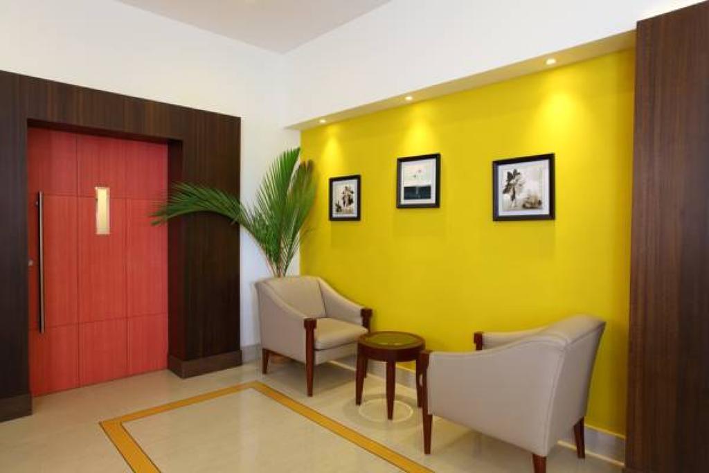 Hotel Luciya Palace Thrissur Ngoại thất bức ảnh